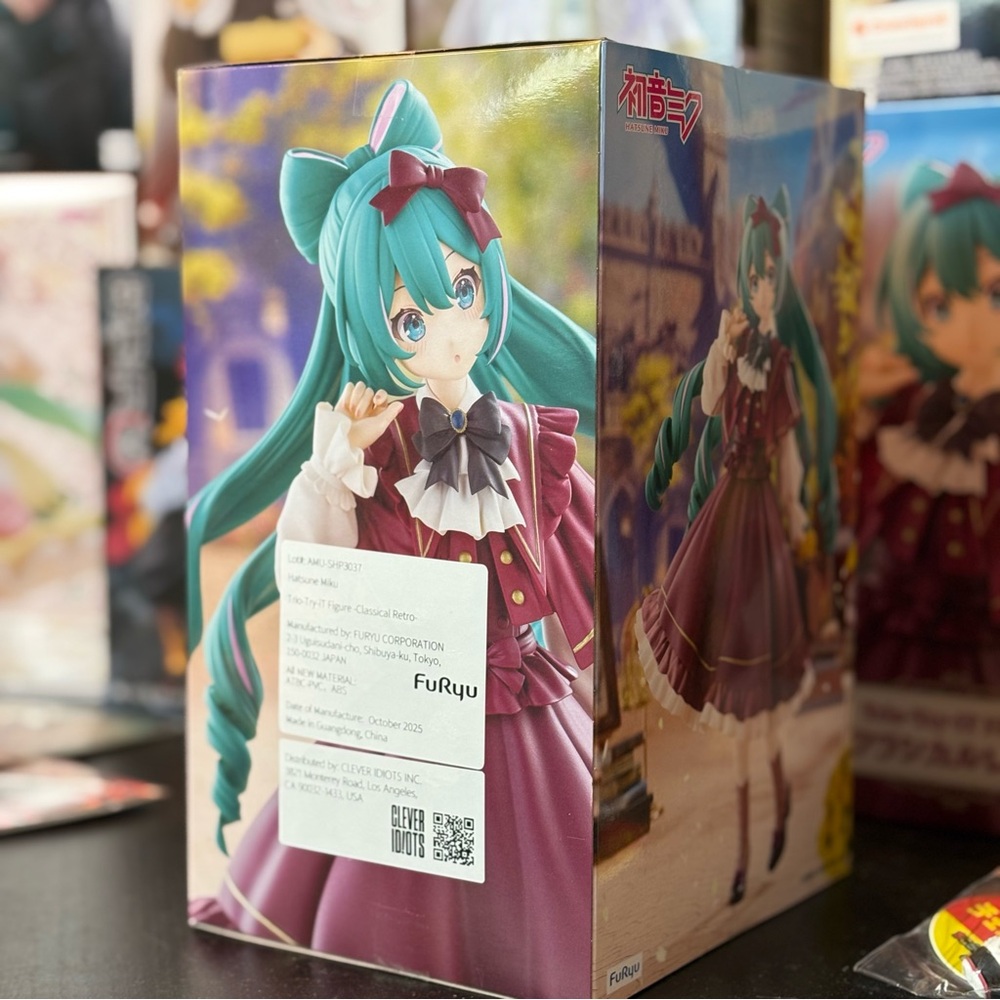 NIB Furyu Vocaloid Trio-Try-It Hastune Miku Classical Retro Ver. Waifu Figure - Picture 3 of 6
